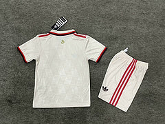 24-25 Bayern Munich Away kit