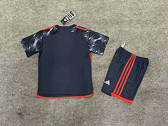 24-25 Flamengo Away kit